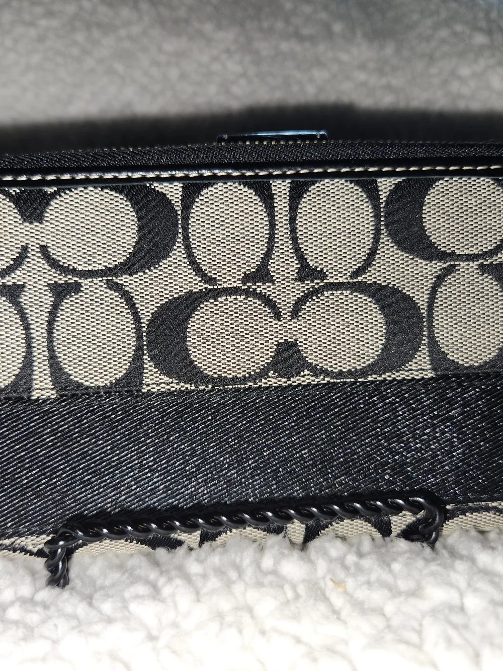 Coach Signature Canvas Wallet in Black And Gray